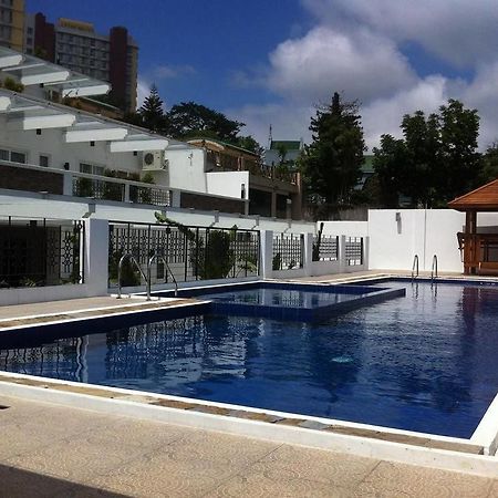 Vista Real Hotel 따가이따이 외부 사진