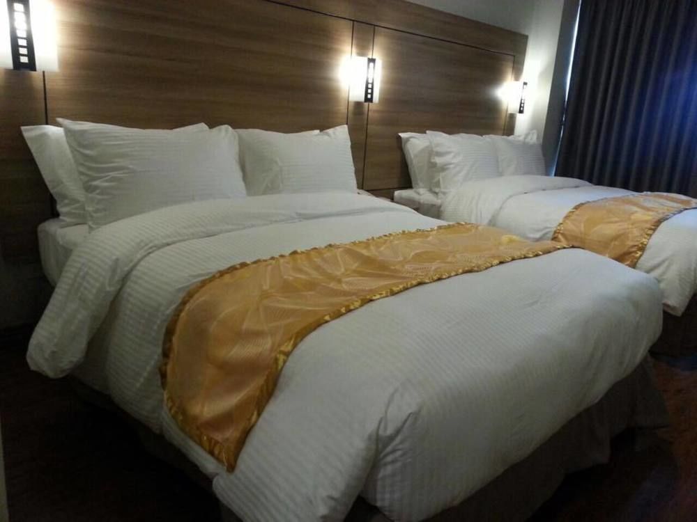 Vista Real Hotel 따가이따이 외부 사진