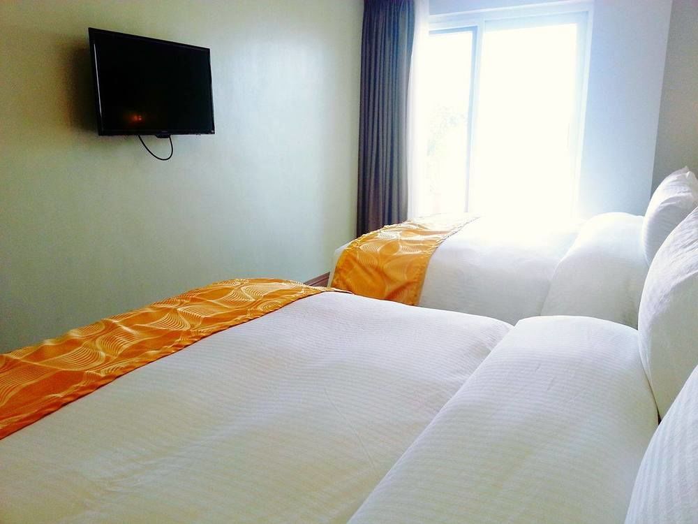 Vista Real Hotel 따가이따이 외부 사진
