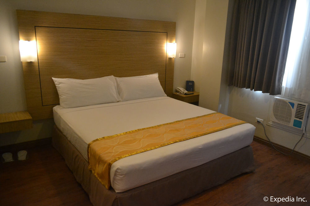 Vista Real Hotel 따가이따이 외부 사진